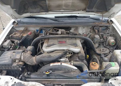 2001 Suzuki Grand Vitara Xl-7 Plus/Standard/Touring from USA, damaged, VIN JS3TX92V214104183